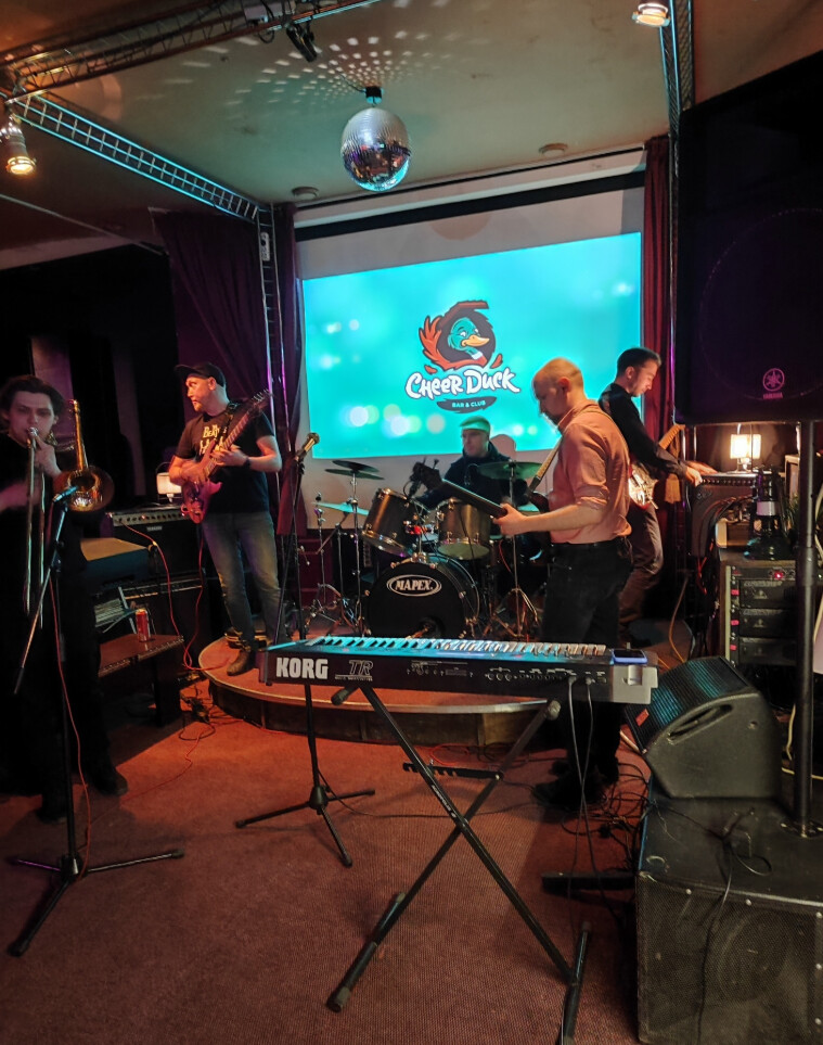 Cheerduck (ex. Yes Rock Club)